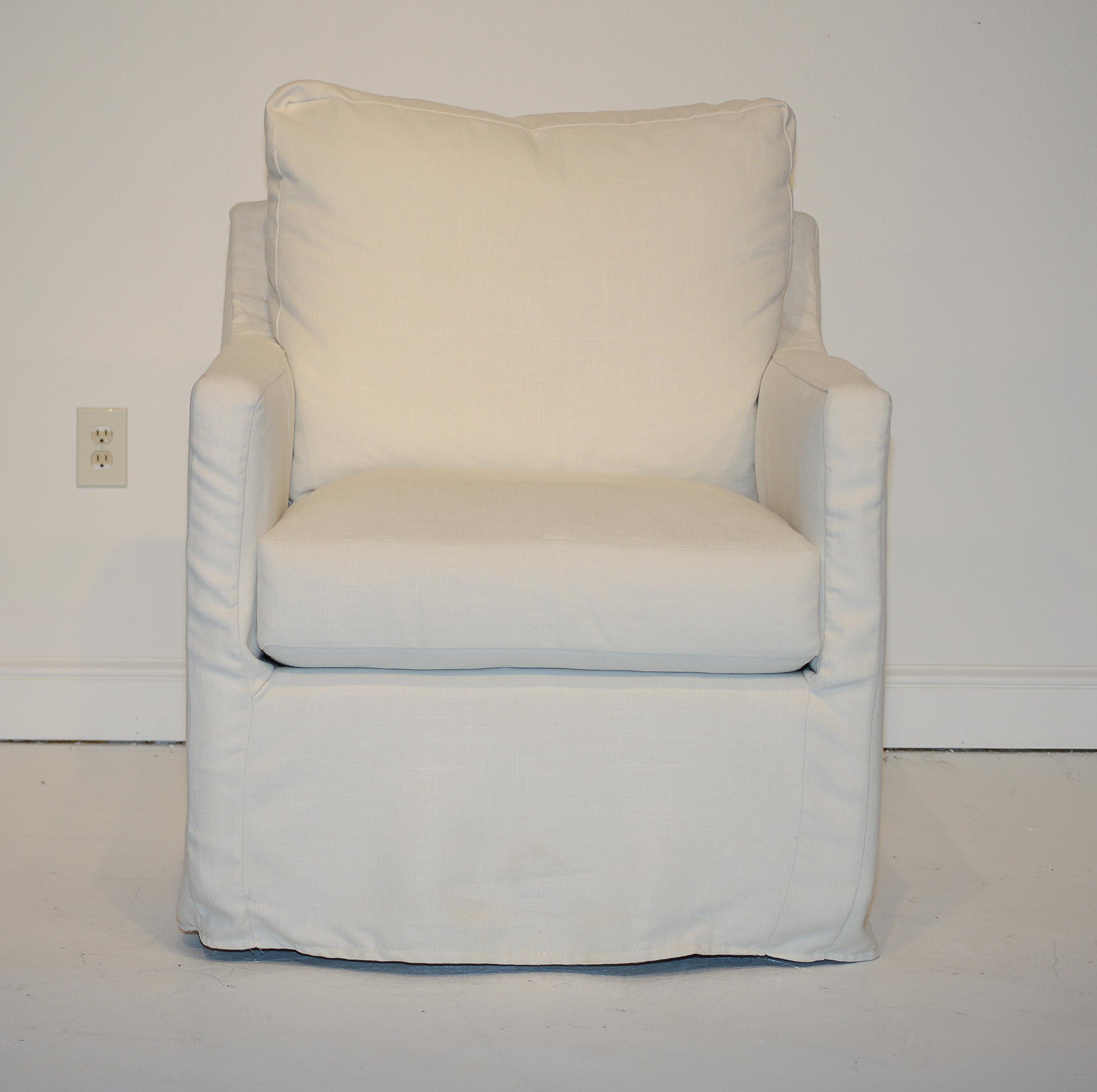 Four Seasons Furniture Miles LRUFSAC97GPM Swivel Glider Malouf